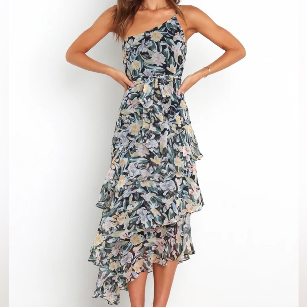 One shoulder floral midi dress